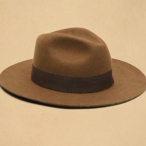 Beautiful NWT Hampui Wool Hat